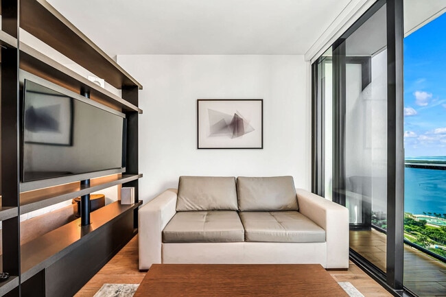 Building Photo - 398 NE 5th St Unit ID1289615P