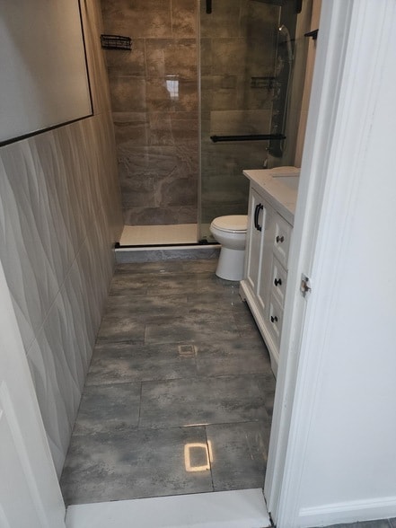 Photo - 703 Schuyler Ave