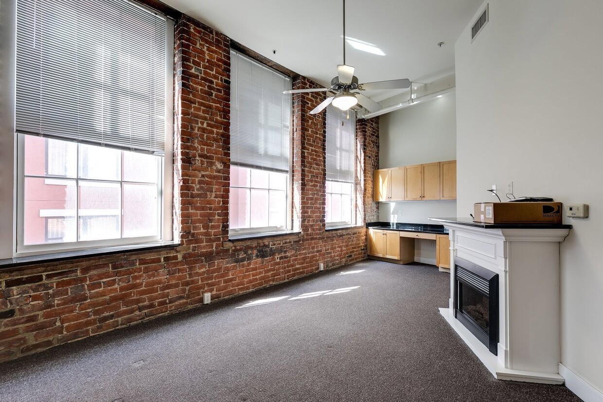 Floor Plan - 1 Bedroom 1 Bath - 75782