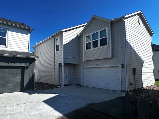 Building Photo - 346 Huisache St