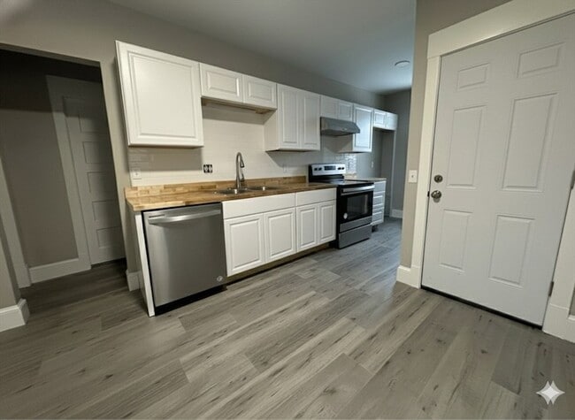 Photo - 37 Cortland St Unit 1