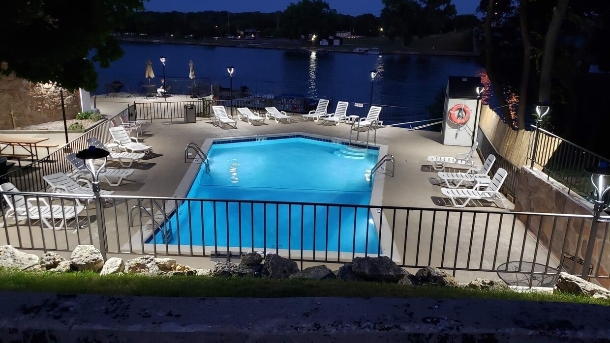 Floor Plan - Luxury 2 Bedroom 2 Bath with River view 