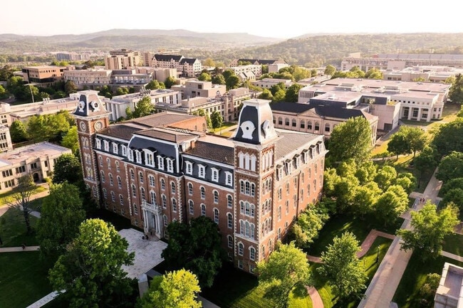 Photo - 372 S Hill Ave Unit ID1221863P