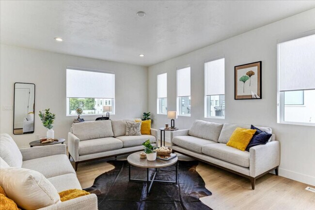 Photo - 1055 W 550 S Unit ID1249864P