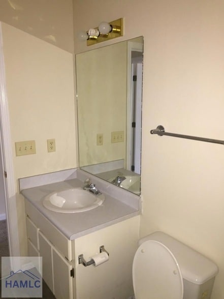 Photo - 204 Magnolia Plantation Ct