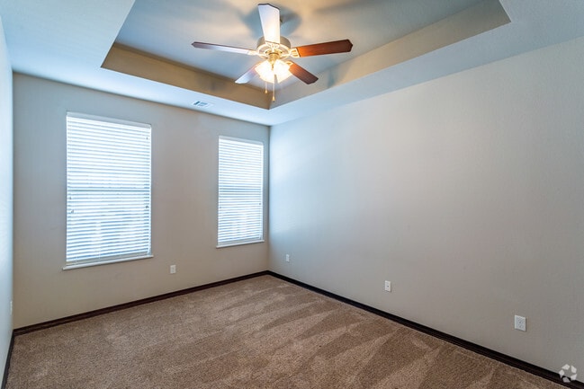 2BR, 2BA - Castellet - Villas at the Plaza