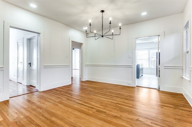 Photo - 4601 Pershing Ave