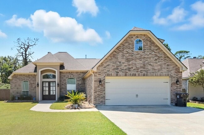 Building Photo - 170 Gilmer St