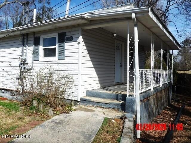 Photo - 440 W Outer Dr