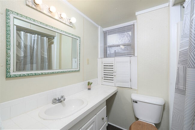 Photo - 46 Faulkner Rd Unit SI ID1308948P