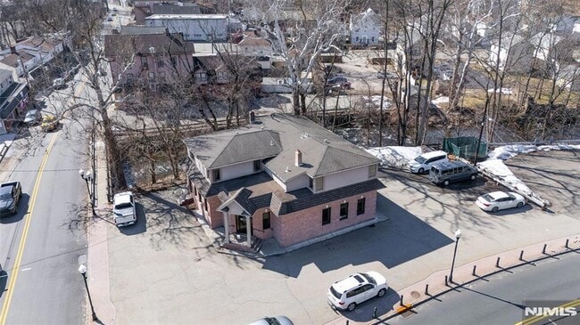 Photo - 146 Main St Unit 3