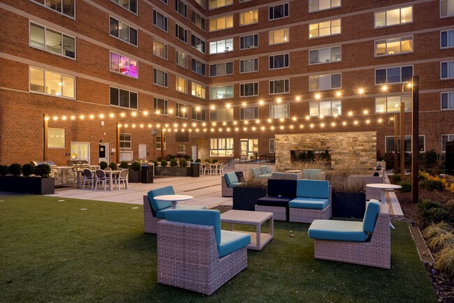 Photo - Potomac Towers Apartments