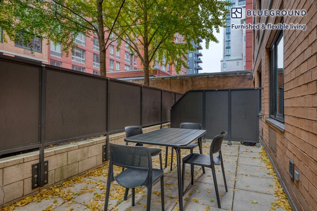 Photo - 535 W 23rd St Unit FL3-ID1279