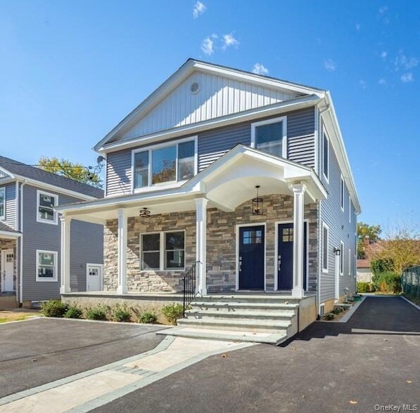 Photo - 201 Nassau Blvd Unit A