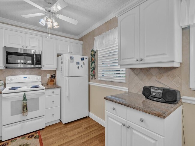 Photo - 8 Vista Palm Ln Unit 106