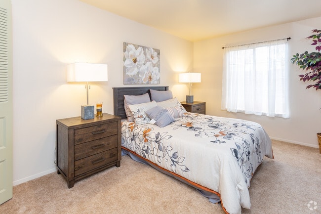 1 BR, 1 BA - 610 SF - Walnut Trail Apartments