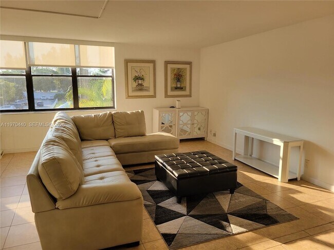 Photo - 20381 NE 30th Ave Unit 3247