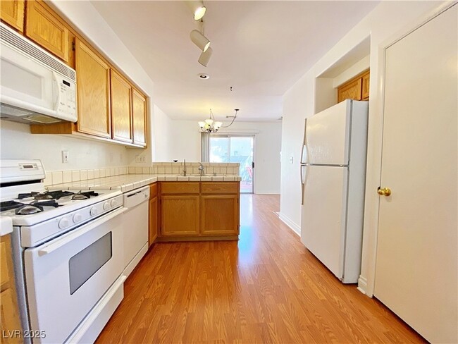 Photo - 198 Chadwell Ct