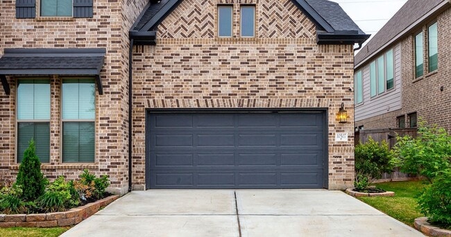 Photo - 10507 Halley Ln