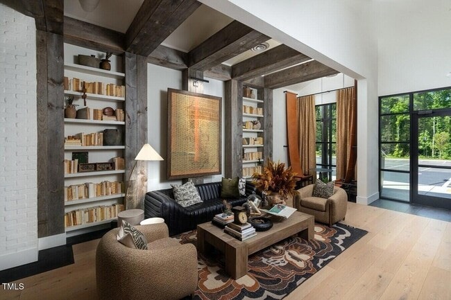 Photo - 821 Hanbury Wy Unit B1