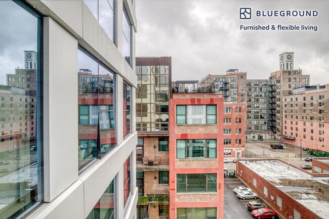 Photo - 808 W Van Buren St Unit SI FL7-ID533