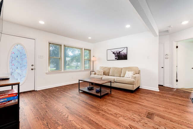 Photo - 4423 Vance Ave Unit SI ID1472883P