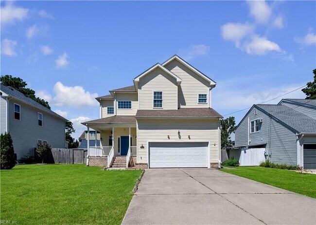 Photo - 4418 John St