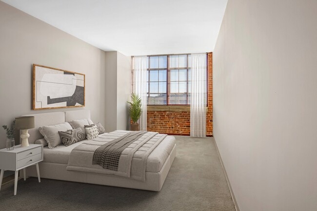 Bedroom - Bigelow Commons