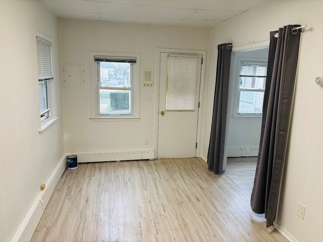 Photo - 4 Sea Cliff Ave