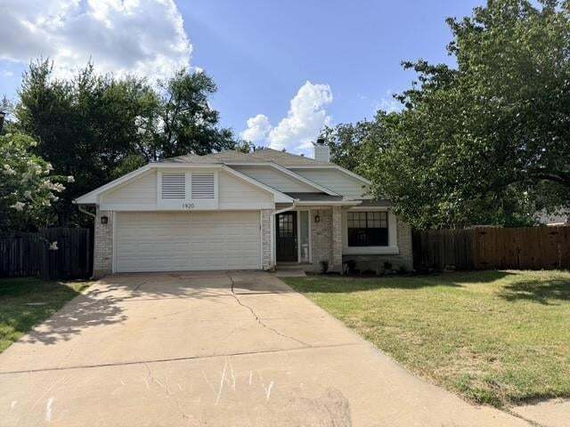 Building Photo - 1920 White Oak Cir