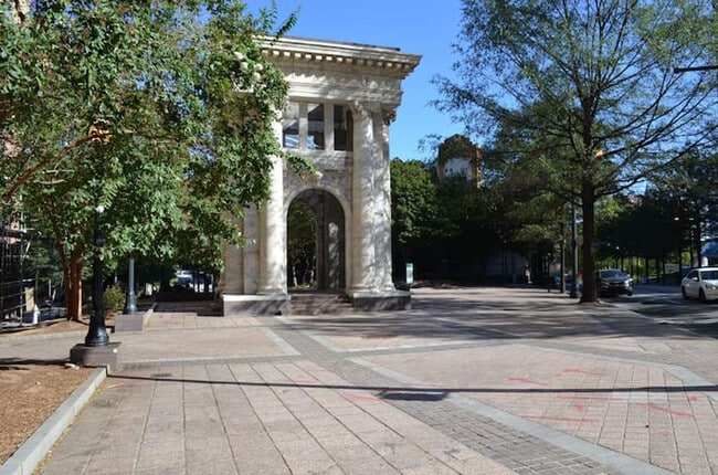 Photo - 300 Peachtree Rd NE Unit SI ID1299382P