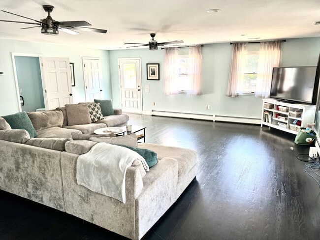 Photo - 14386 Calvert St Unit ID1363916P