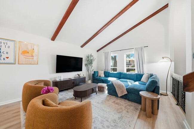 Photo - 14323 83rd Pl N Unit SI ID1471180P