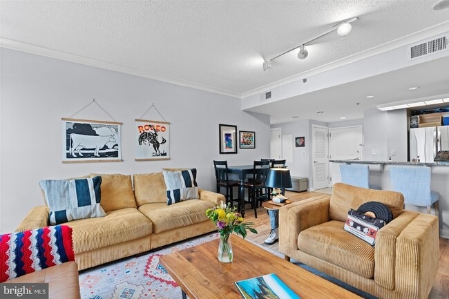 Photo - 777 7th St NW Unit 1014