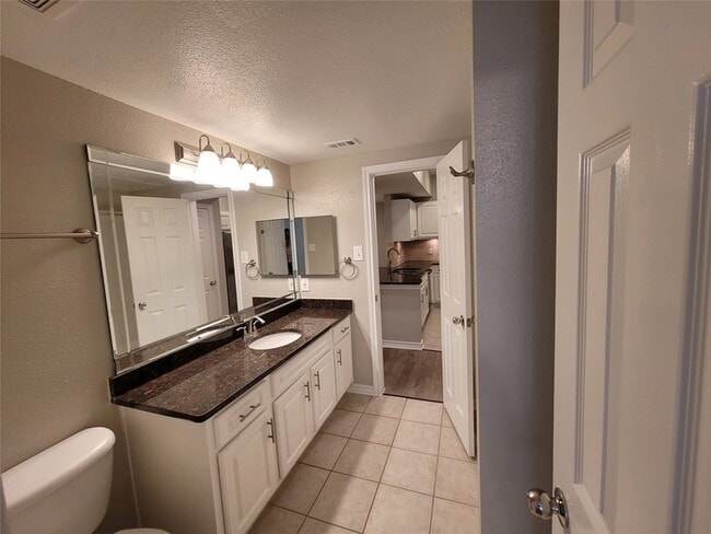 Photo - 1919 Post Oak Park Dr Unit 5305