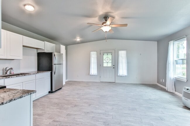 Photo - 23910 FM 362