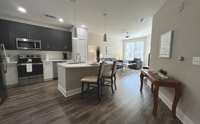 Photo - 1160 Johnson Ferry Rd NE Unit ID1320729P