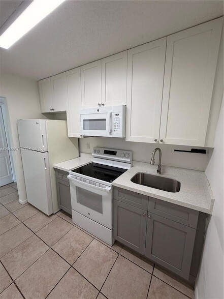 Photo - 6990 NW 186th St Unit 4-210A