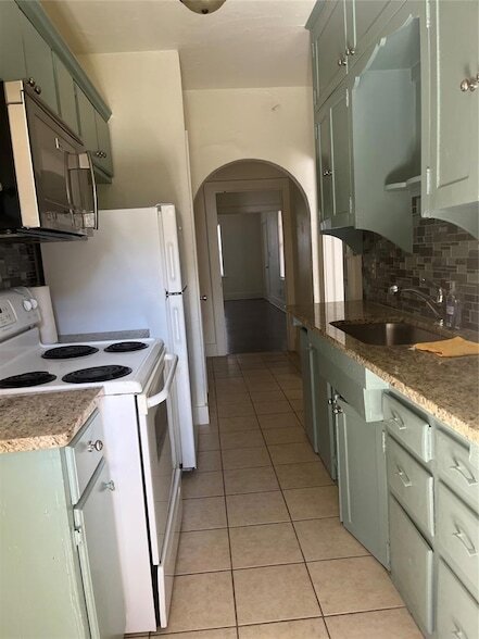 Building Photo - 1508 NW 18th St