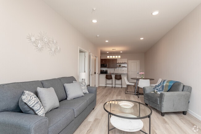 1BR, 1BA - View - Lake Park Apartments