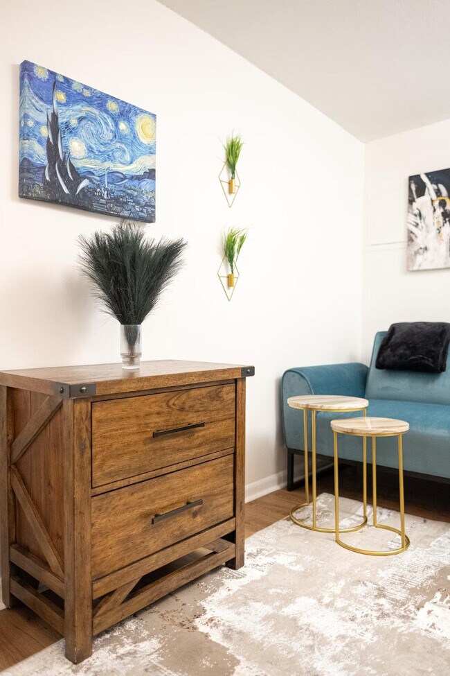 Photo - 328 E 74th St Unit ID1031991P