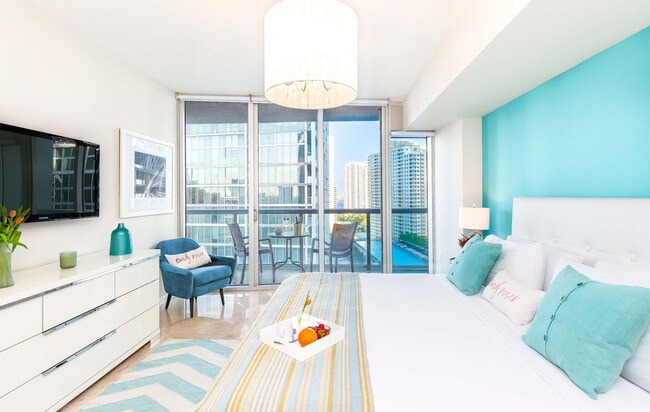 Photo - 485 Brickell Ave Unit SI ID1240479P