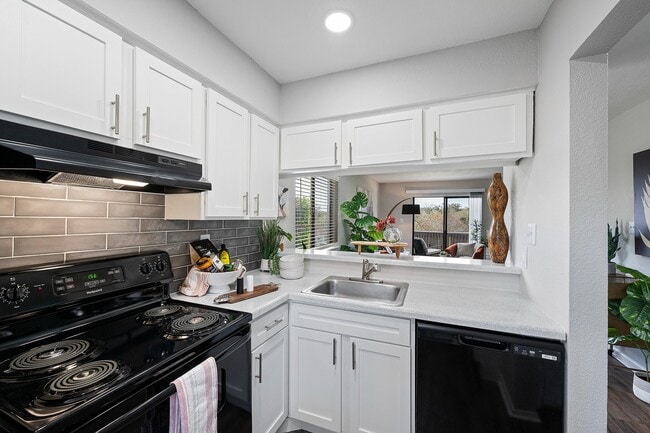 Photo - The Hilltop Apartment Homes