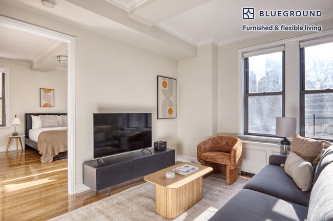 Photo - 210 W 70th St Unit SI FL3-ID1082