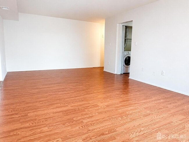 Photo - 1728 Raspberry Ct