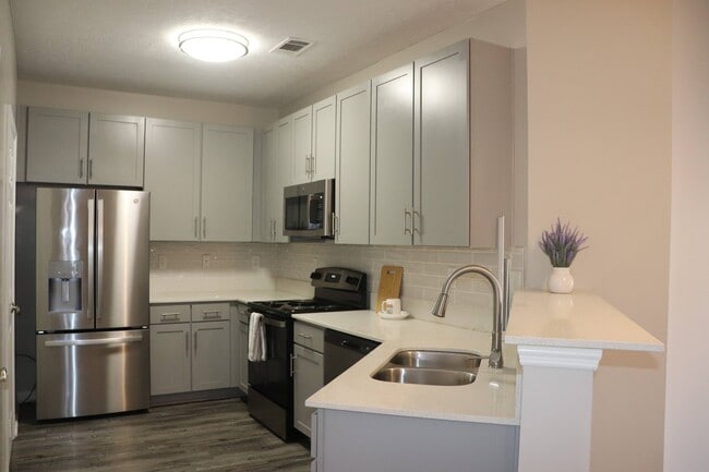 Photo - Carlton Park Apartment Homes