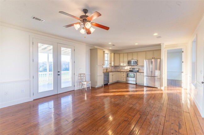 Photo - 3831 Meadow View Ln