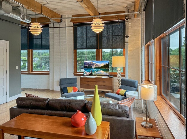 Photo - 270 S Goodman St Unit ID1271405P