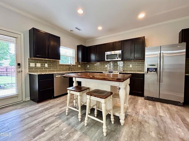 Photo - 2115 Old Rosebud Dr