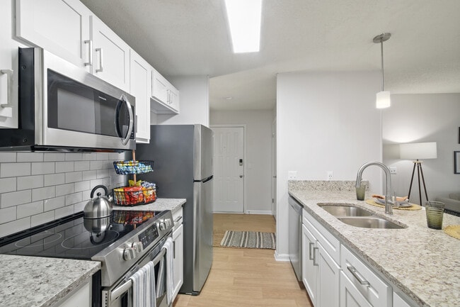 Building Photo - The Palms